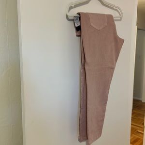 Women’s cropped jogging with new tag pink metal color